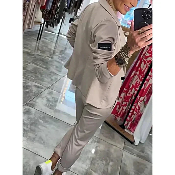 Giada | Tailleur Moderno